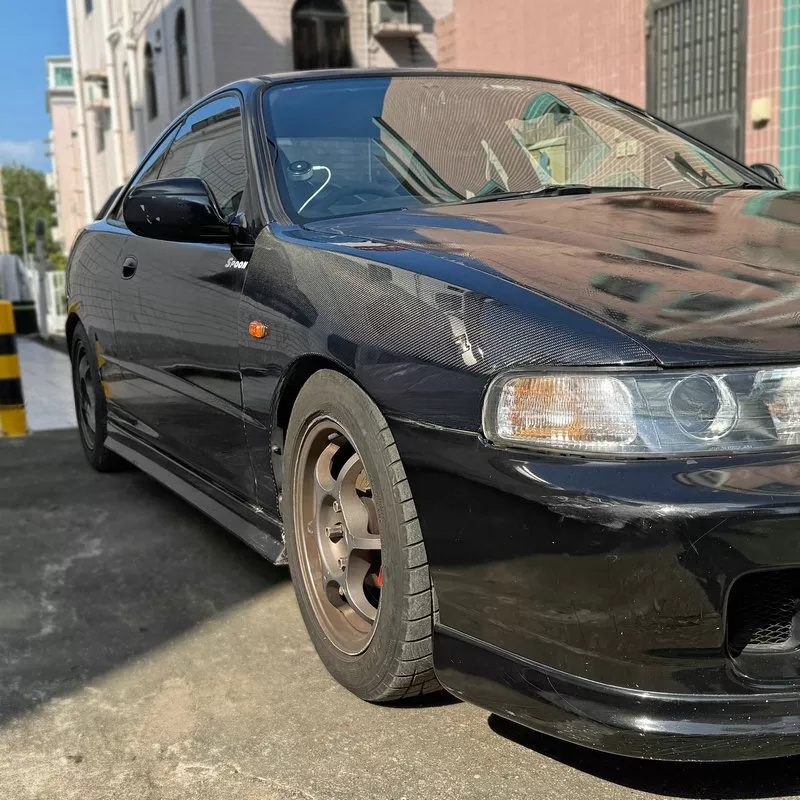 HONDA Integra DC2 JDM OEM Carbon Fiber Front Fenders 1994-2000
