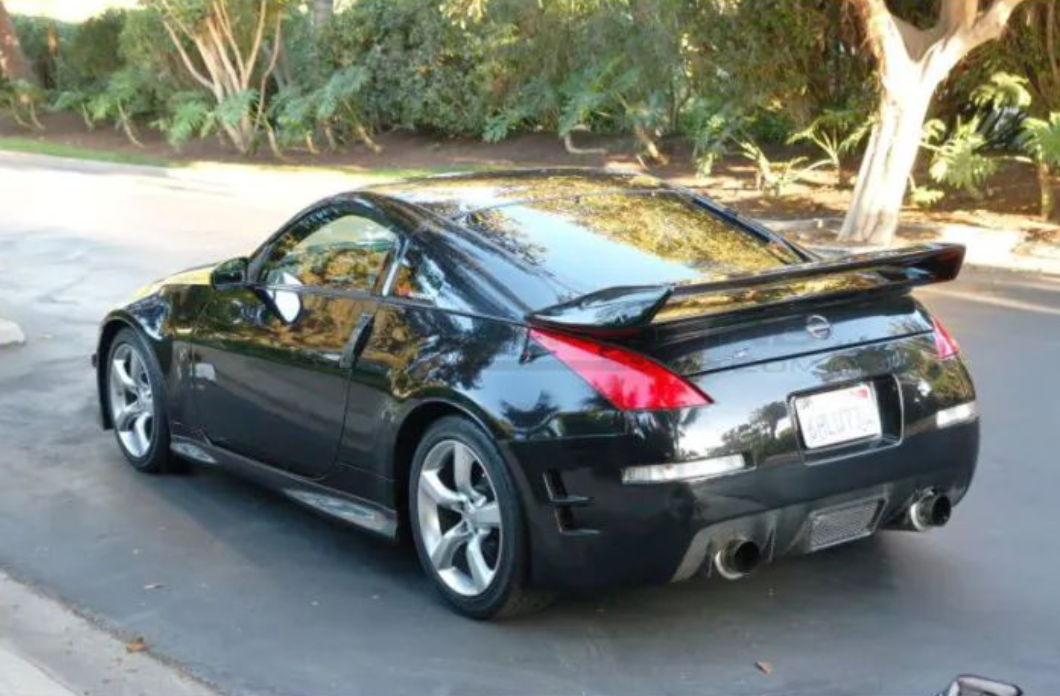 Nissan Fairlady Z 350Z Z33 NIS2 Fiberglass Unpaint Rear Trunk Spoiler Wing