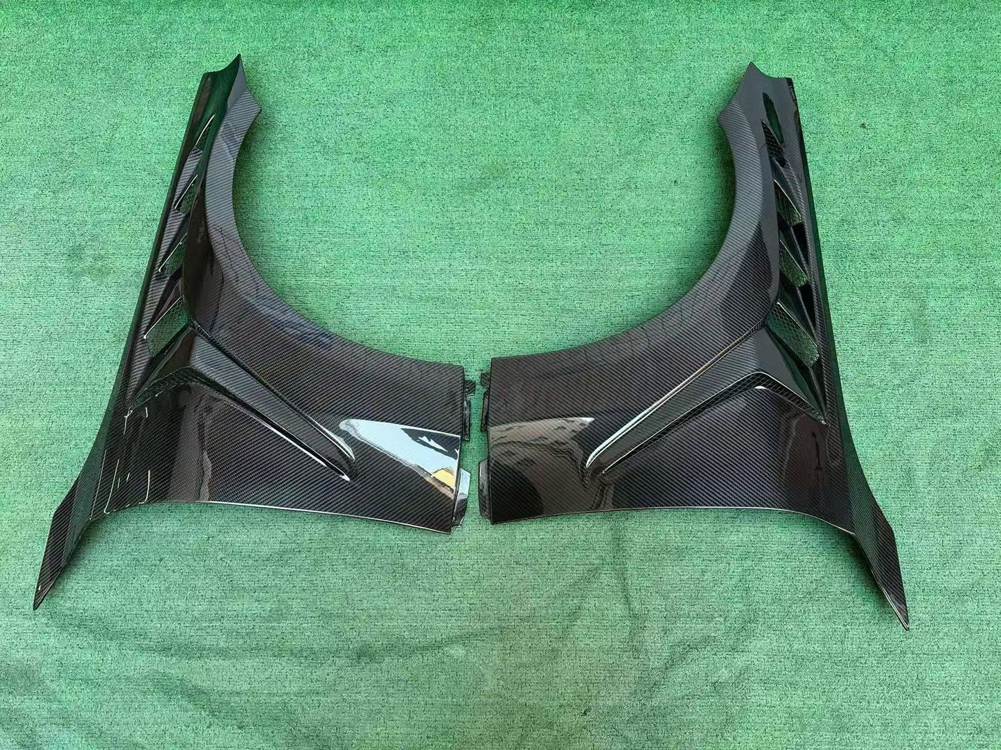 For BMW 2 Series G42 Coupe V2 Style Front Vented Fender 2022-2024