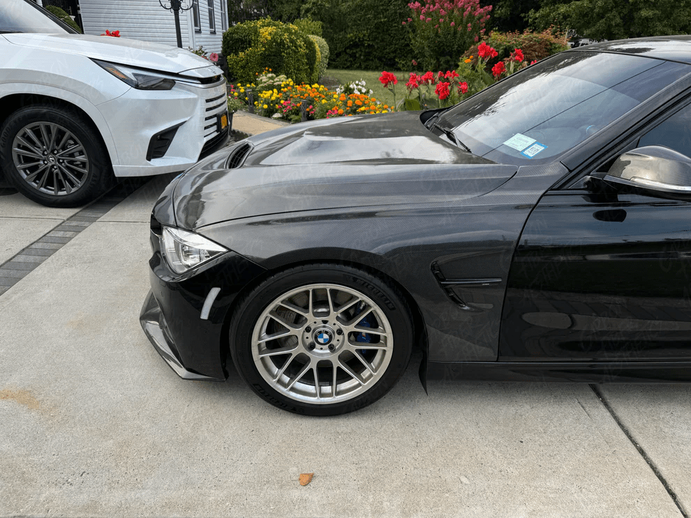 For BMW 3 Series F30 2012-19 4 Door Sedan KZ Carbon Front Fender With Emblem Kazento Carbon Parts Carbon Fiber F30-FF-WEM-CF