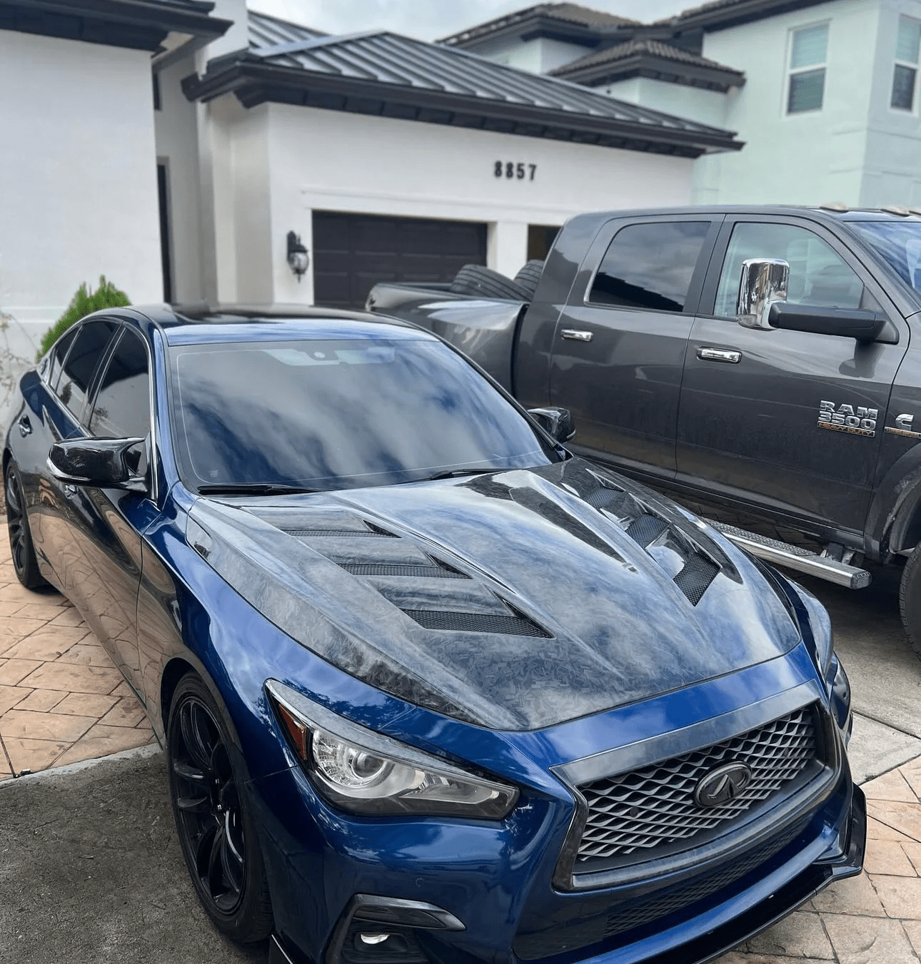 Infiniti Q50 V37 AM Style Vented Hood Bonnet 2013-2024 Kazento Carbon Parts Bonnets/Hoods