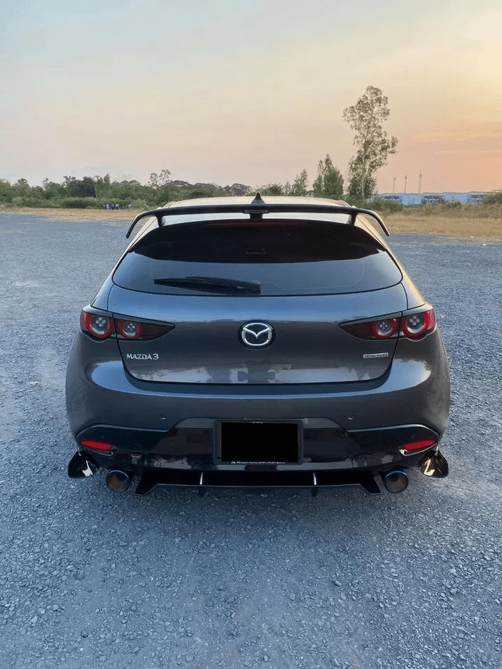 Mazda 3 Axela Hatch Back Roof Spoiler Wing 2020+ Kazento Carbon Parts 车身侧板
