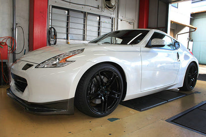 09-12 370Z Z34 Zenki Early Model MN Style front lip (Pre-facelift) Carbon Fiber - Kazento Carbon Parts