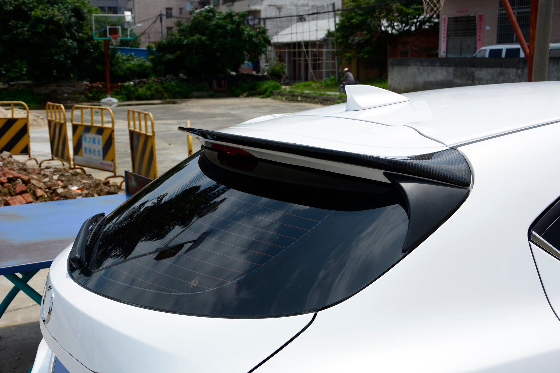 For Mazda 3 Axela 2017-18 5D Hatchback Carbon KZB Rear Roof Spoiler Wing Lip - Kazento Carbon Parts