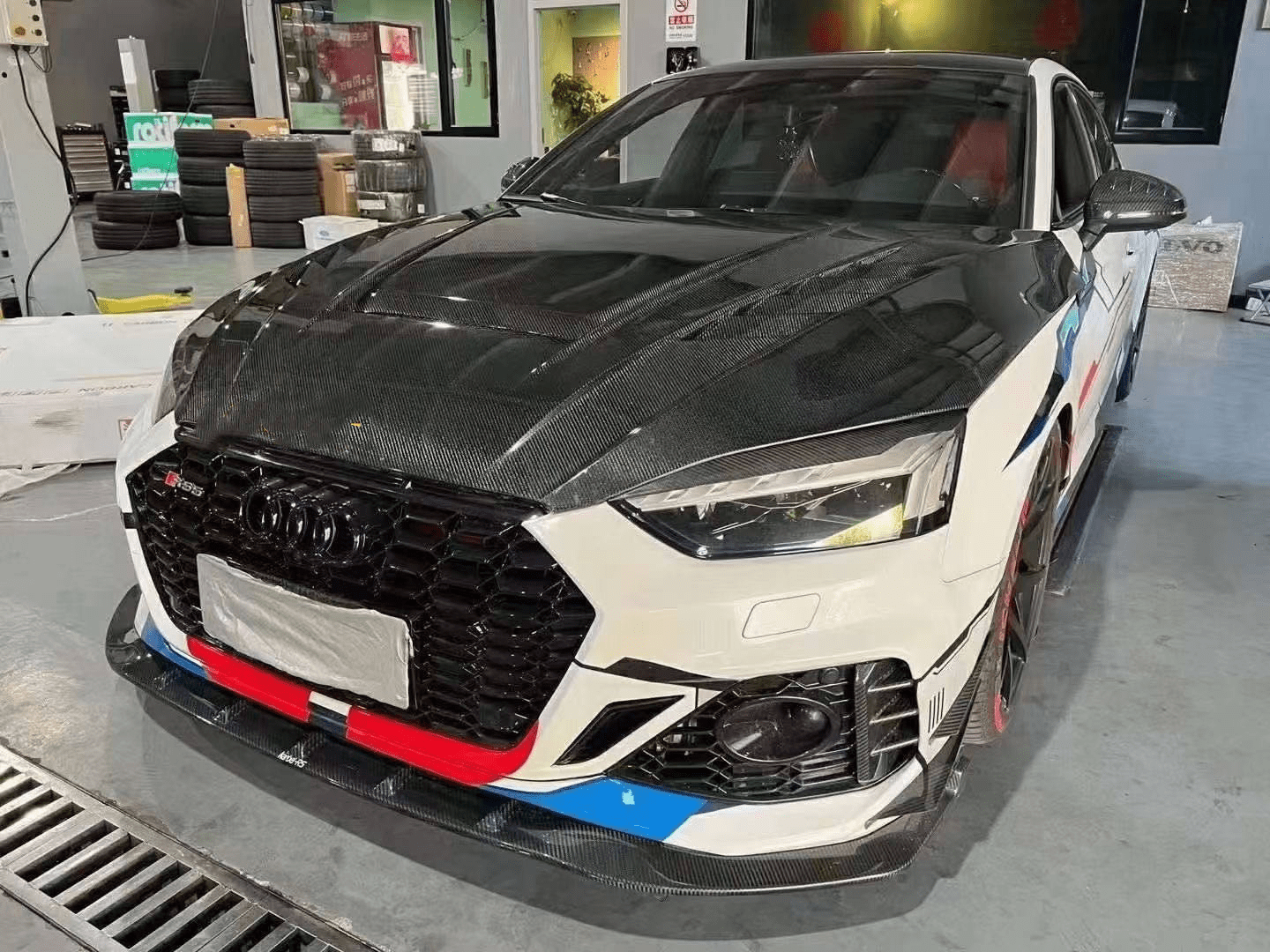 Audi B9 A5 & S5 & RS5 Front Vented Bonnet Hood 2017-2023 Kazento Carbon Parts Carbon Fiber RS5-HOOD-LY-CF