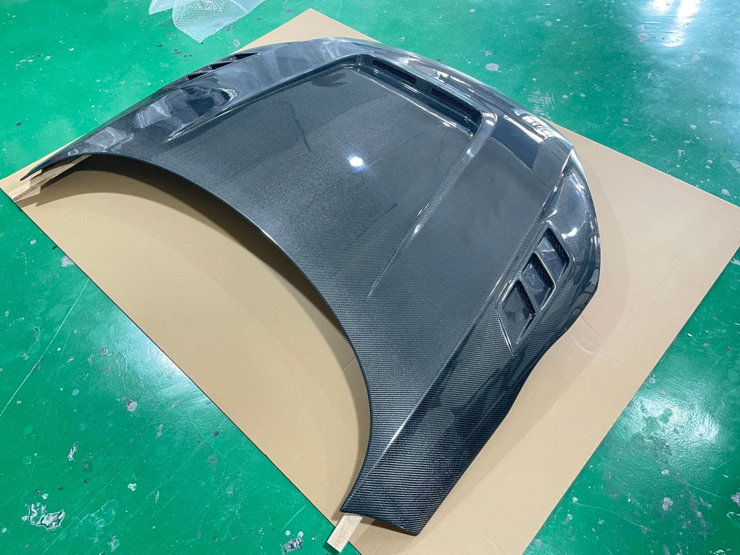 AUDI TT TTS TTRS 8J MK2 Vented Bonnet Hood 2008-2015 Kazento Carbon Parts Carbon Fiber TTRS-HOOD-LN-CF