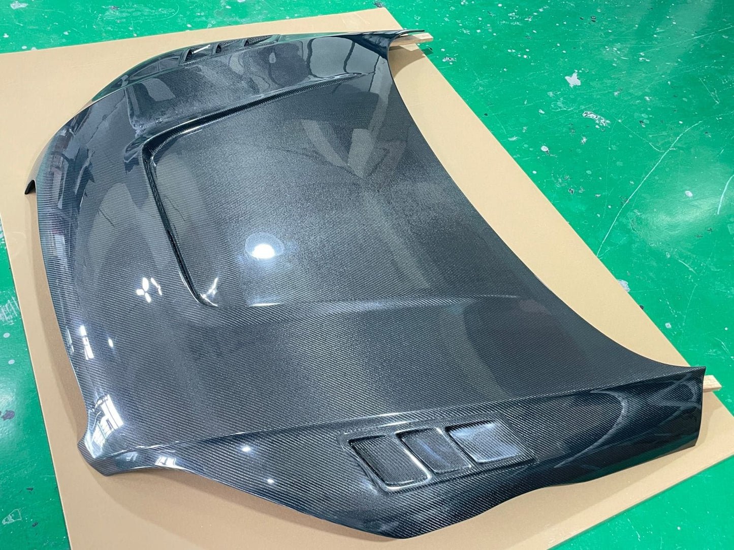 AUDI TT TTS TTRS 8J MK2 Vented Bonnet Hood 2008-2015 Kazento Carbon Parts Carbon Fiber TTRS-HOOD-LN-CF