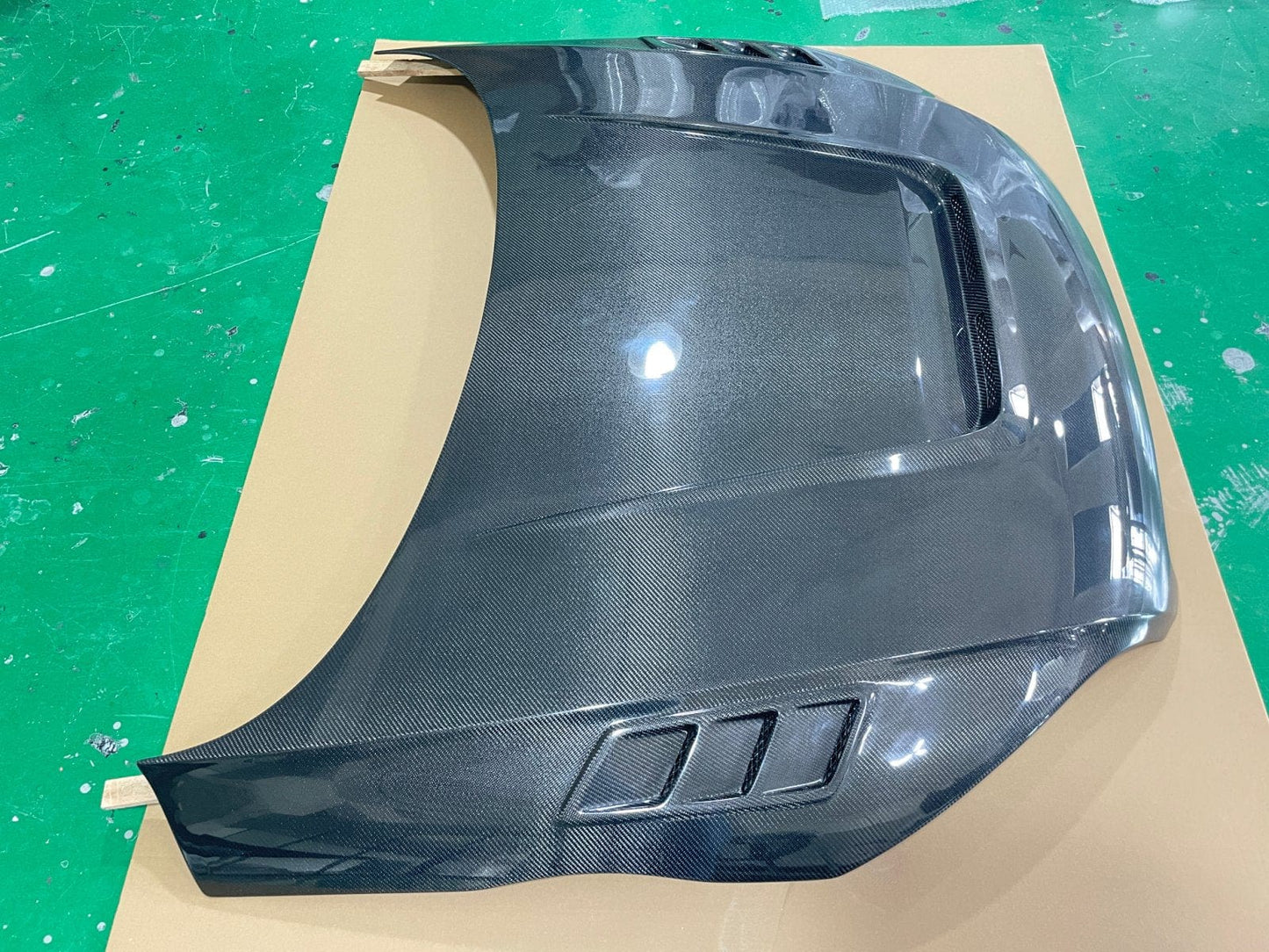 AUDI TT TTS TTRS 8J MK2 Vented Bonnet Hood 2008-2015 Kazento Carbon Parts Carbon Fiber TTRS-HOOD-LN-CF