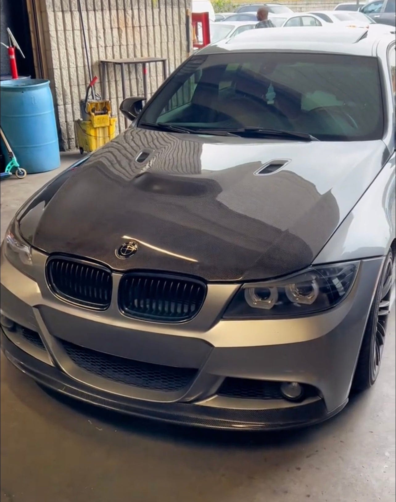 BMW 3 Series E90 330i 335i 4DR M3 Look Vented Hood Bonnet 2005-2008 Kazento Carbon Parts Carbon Fiber E900508-HOOD-M3-CF