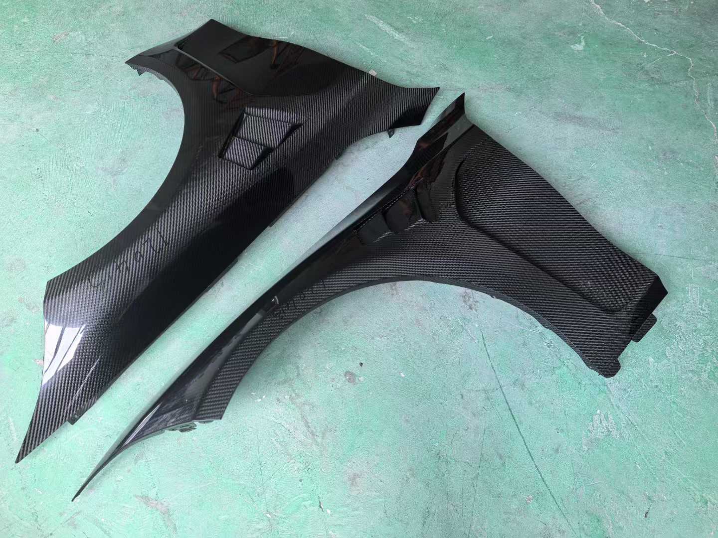 BMW 4 Series G82 M4 Front Vents Fenders 2021+ Kazento Carbon Parts Carbon Fiber G82-FF-GC-CF