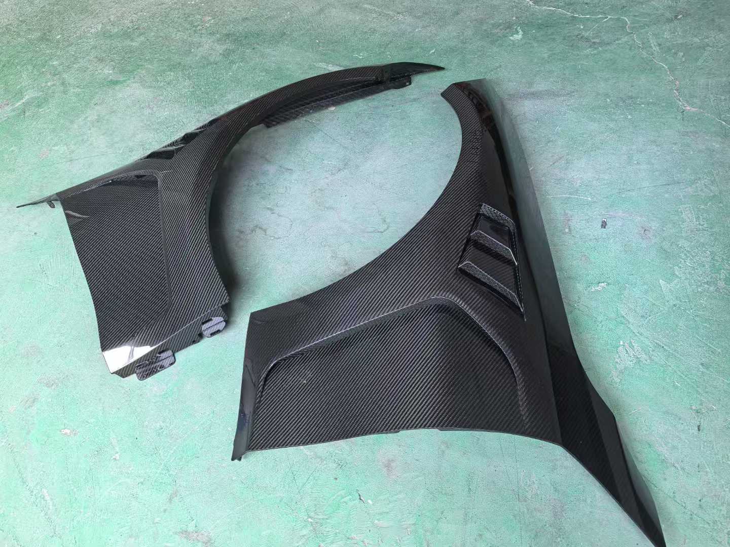 BMW 4 Series G82 M4 Front Vents Fenders 2021+