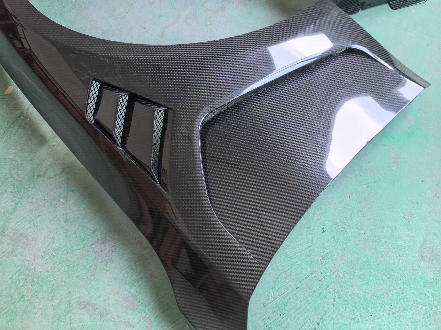 BMW 4 Series G82 M4 Front Vents Fenders 2021+