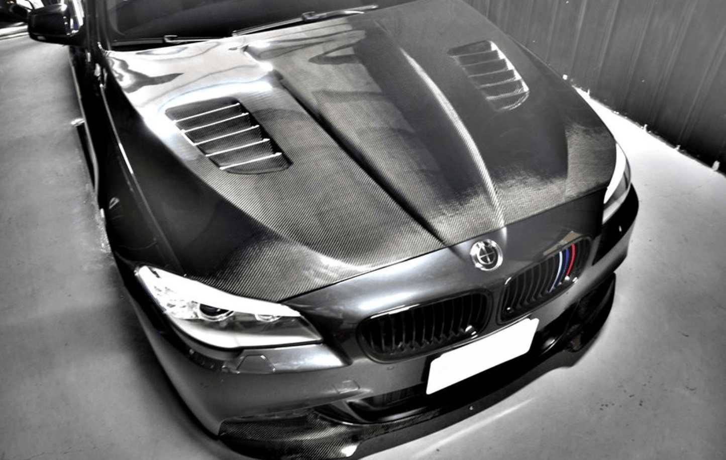 BMW 5 Series F10 F18 Sedan Vorsteiner Style Vented Hood Bonnet 2010-16
