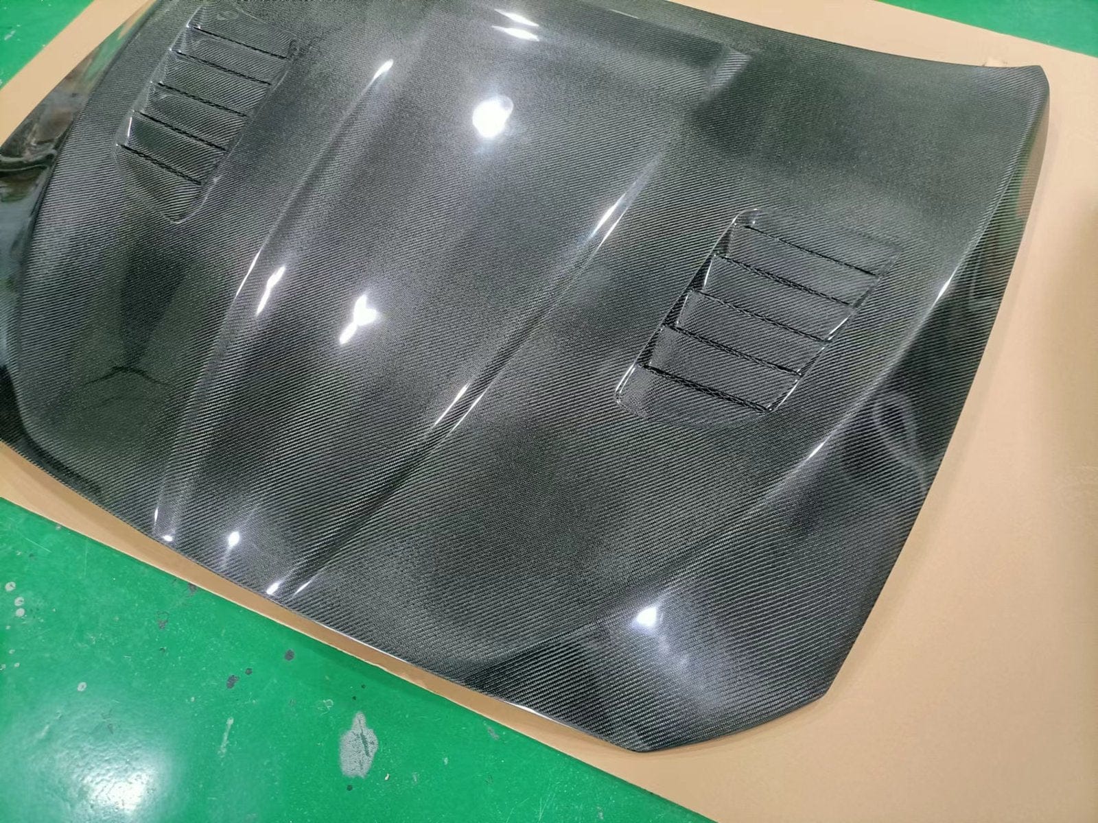 BMW 5 Series F10 F18 Sedan Vorsteiner Style Vented Hood Bonnet 2010-16