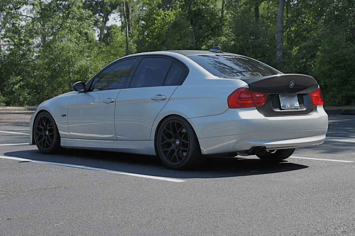 BMW E90 3 Series Sedan 05-08 Only Ducktail Style Carbon Rear Trunk