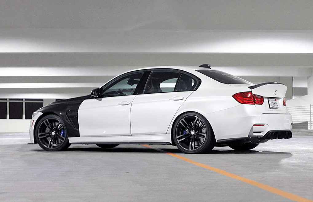 BMW F30 3 Series Carbon Fiber Side Front Vent Fender Pair