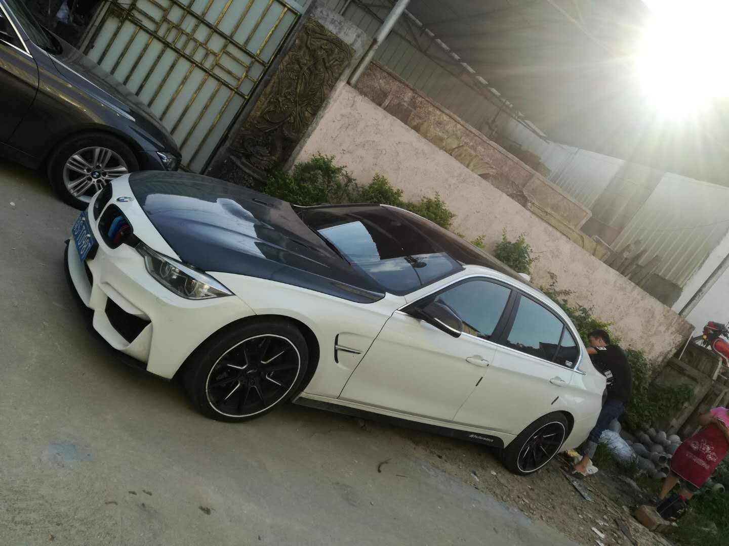 BMW F30 & F32 & F80 M3 & F82 M4 BM Style Vented Hood Bonnet
