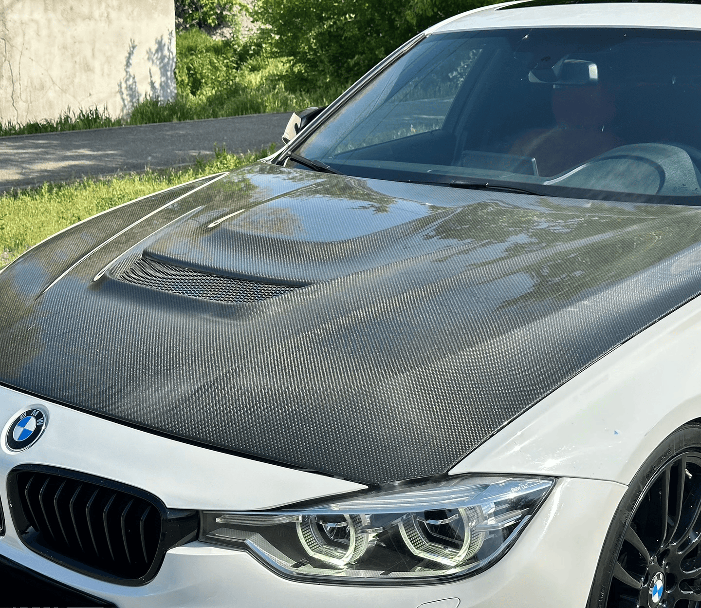 BMW F30 & F32 & F80 M3 & F82 M4 VS Style Front Vented Hood Bonnet