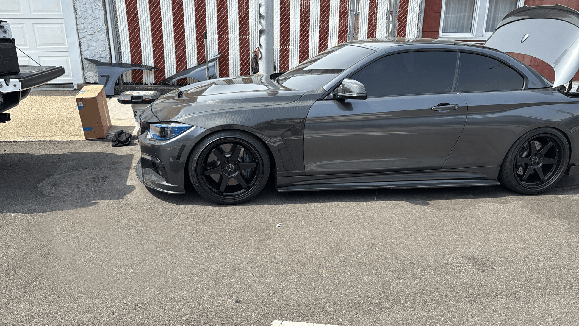 BMW F32/F33/F36 4 Series M4 Style Front Fenders with Vents 2013-2020 Kazento Carbon Parts 车身侧板 Carbon Fiber F32-FF-KZ-CF