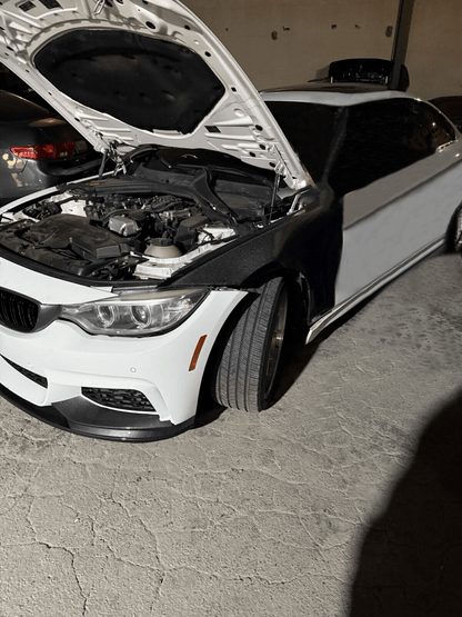 BMW F32/F33/F36 4 Series M4 Style Front Fenders with Vents 2013-2020 Kazento Carbon Parts 车身侧板 Carbon Fiber F32-FF-KZ-CF