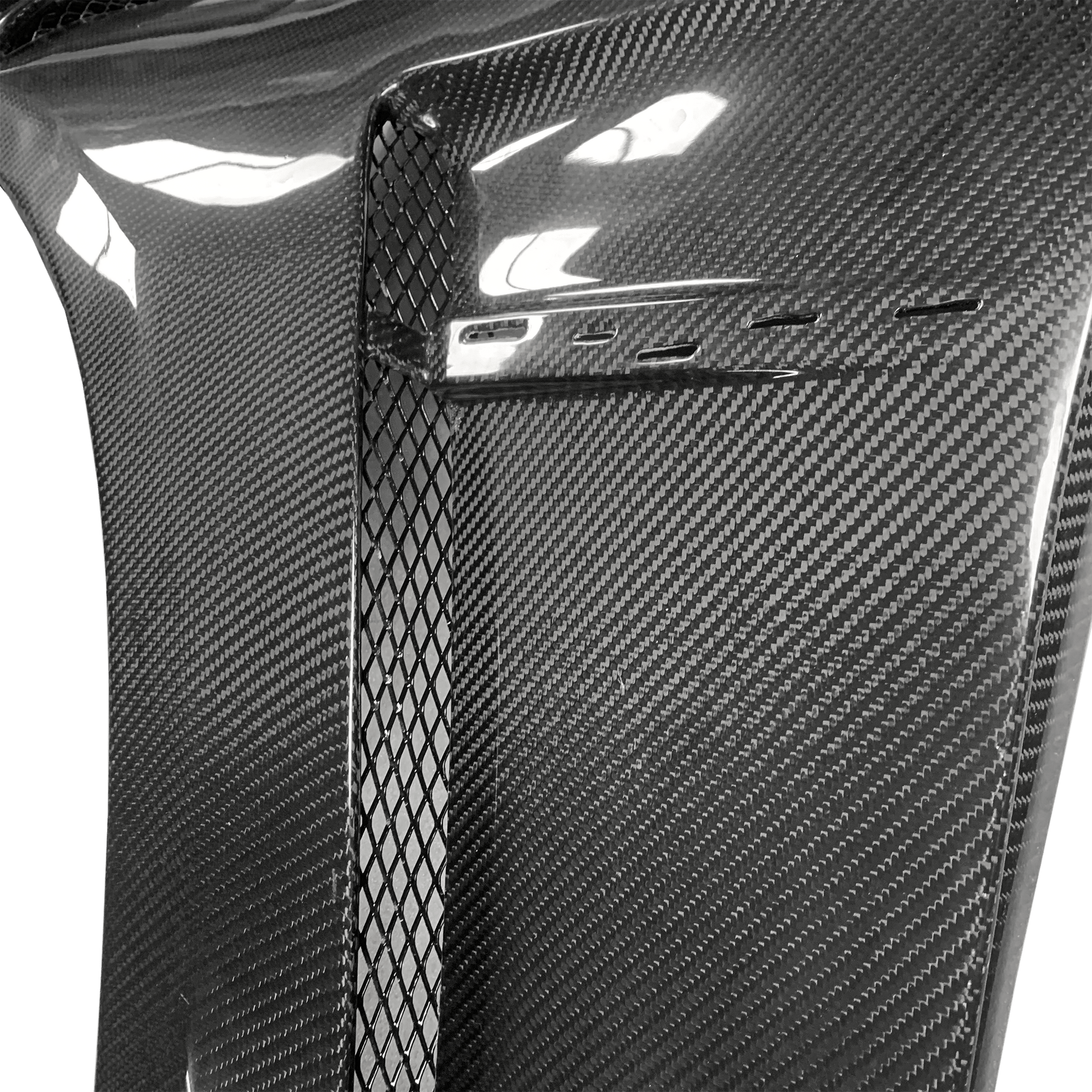 BMW F80 M3 F82 F83 M4 Front Vented Fenders Kazento Carbon Parts