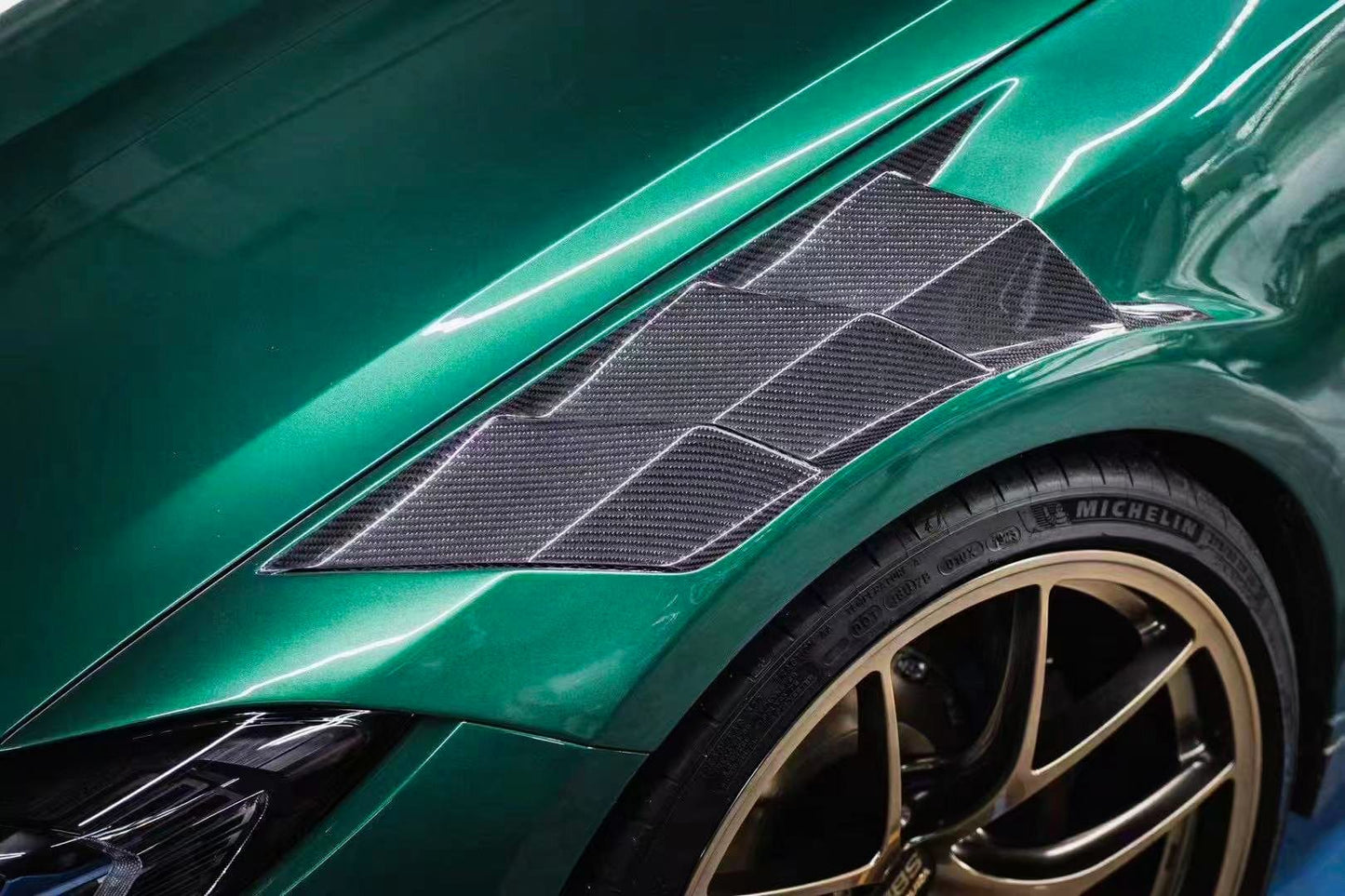 BMW G80/G82/G83 M3/M4 AE Design Style Front Fenders Carbon In Vents