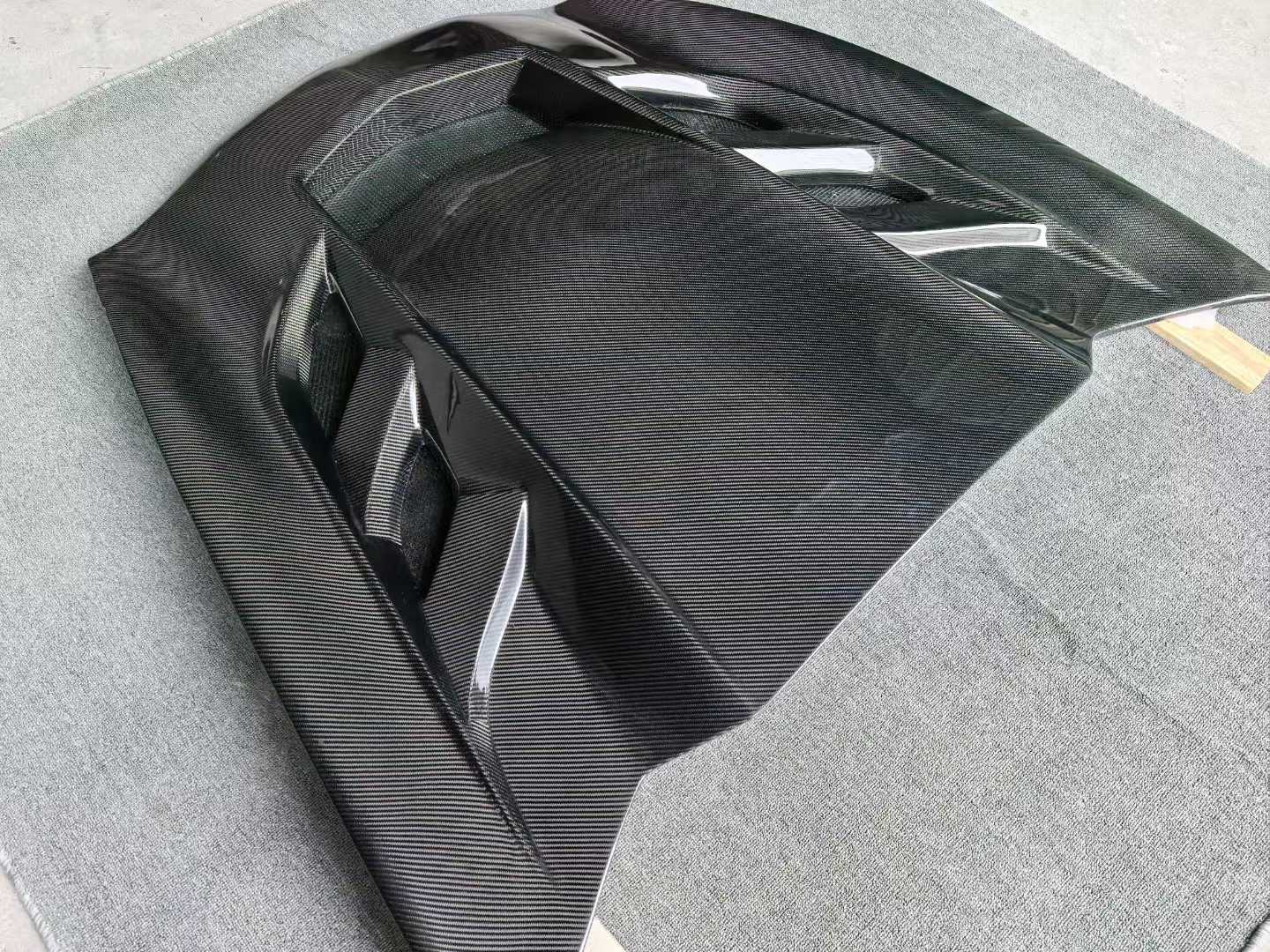 Chevrolet Corvette C7 ZR1 Style Front Vented Bonnets Hood 2014-2019 Kazento Carbon Parts Carbon Fiber C7-HOOD-GC-CF