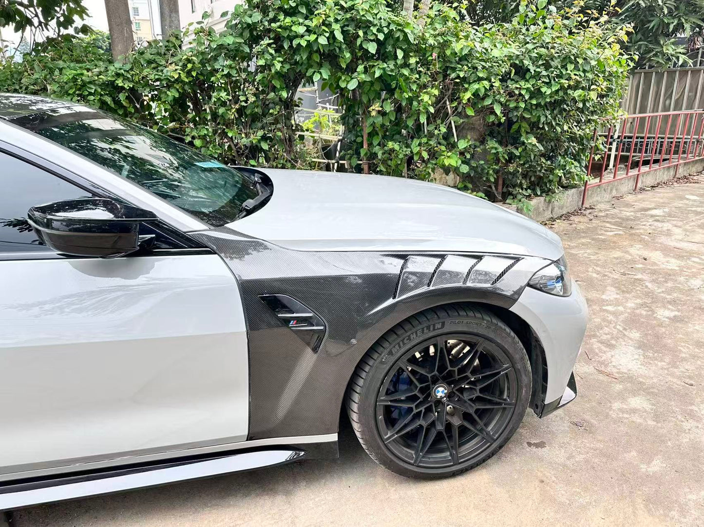 For BMW M4 G82 V2 Style Front Vented Fender 2020-2024