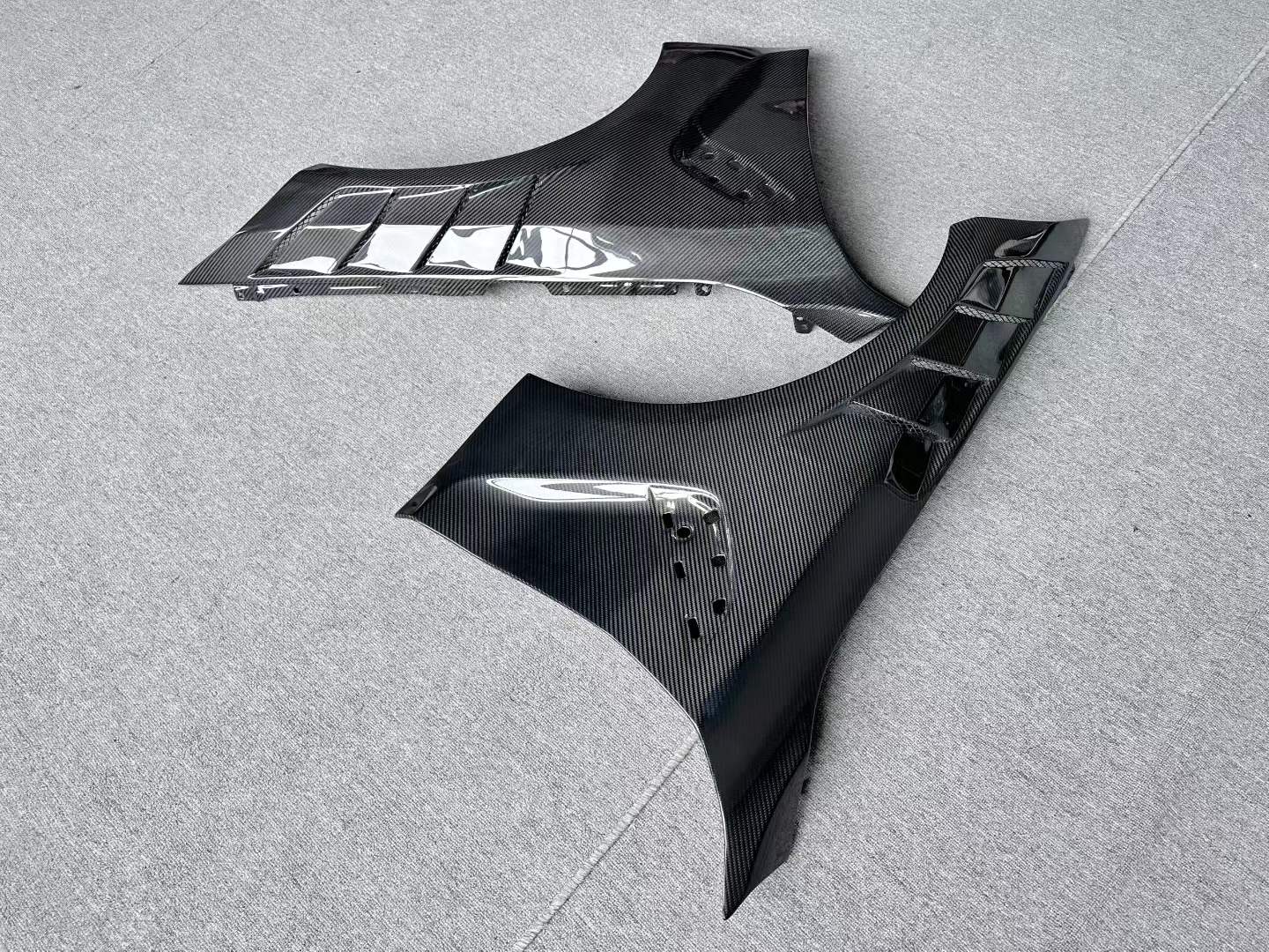 For BMW M4 G82 V2 Style Front Vented Fender 2020-2024