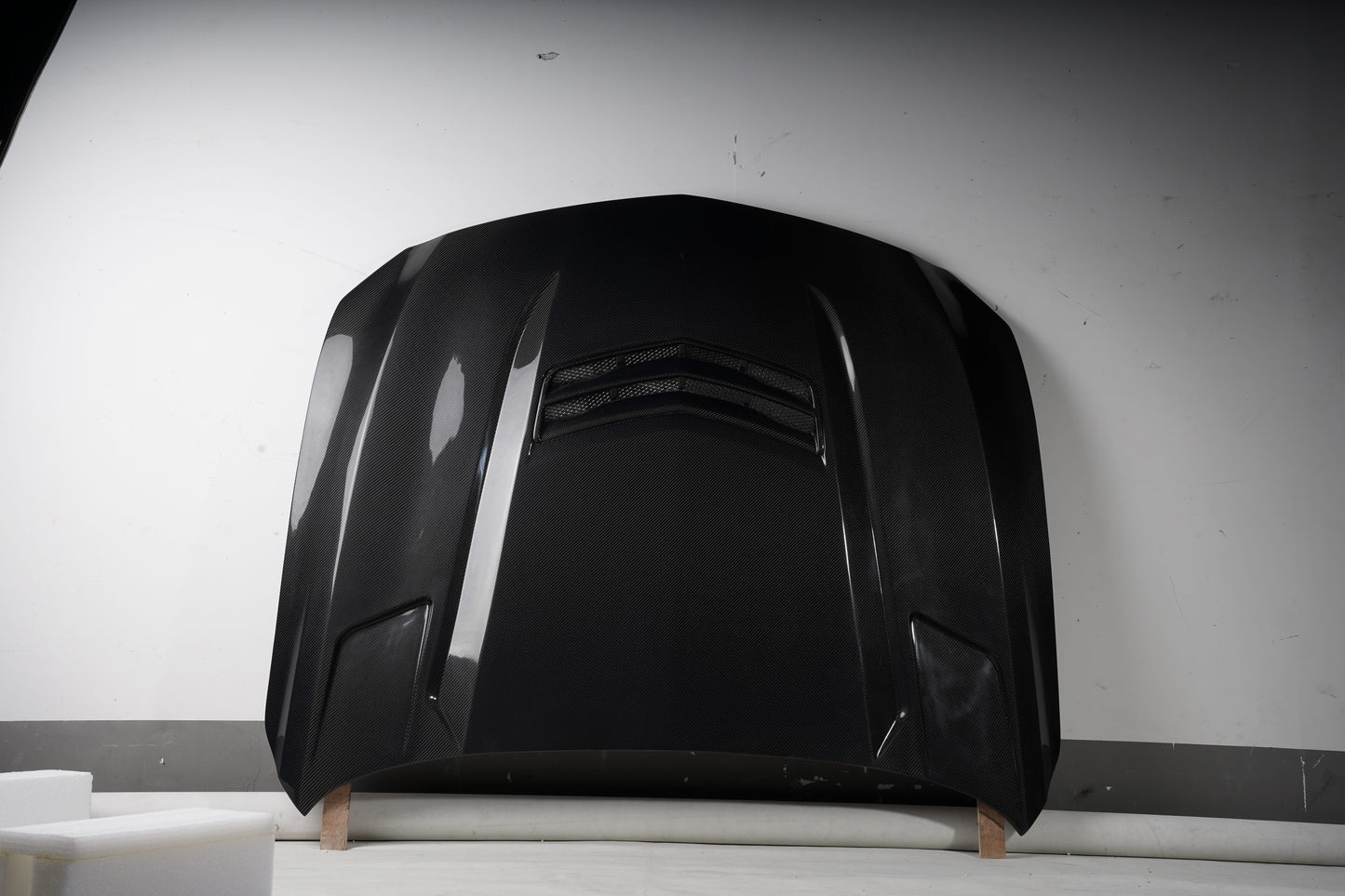For Caddilac CT5 M Type Front Vented Hood 2020-2026