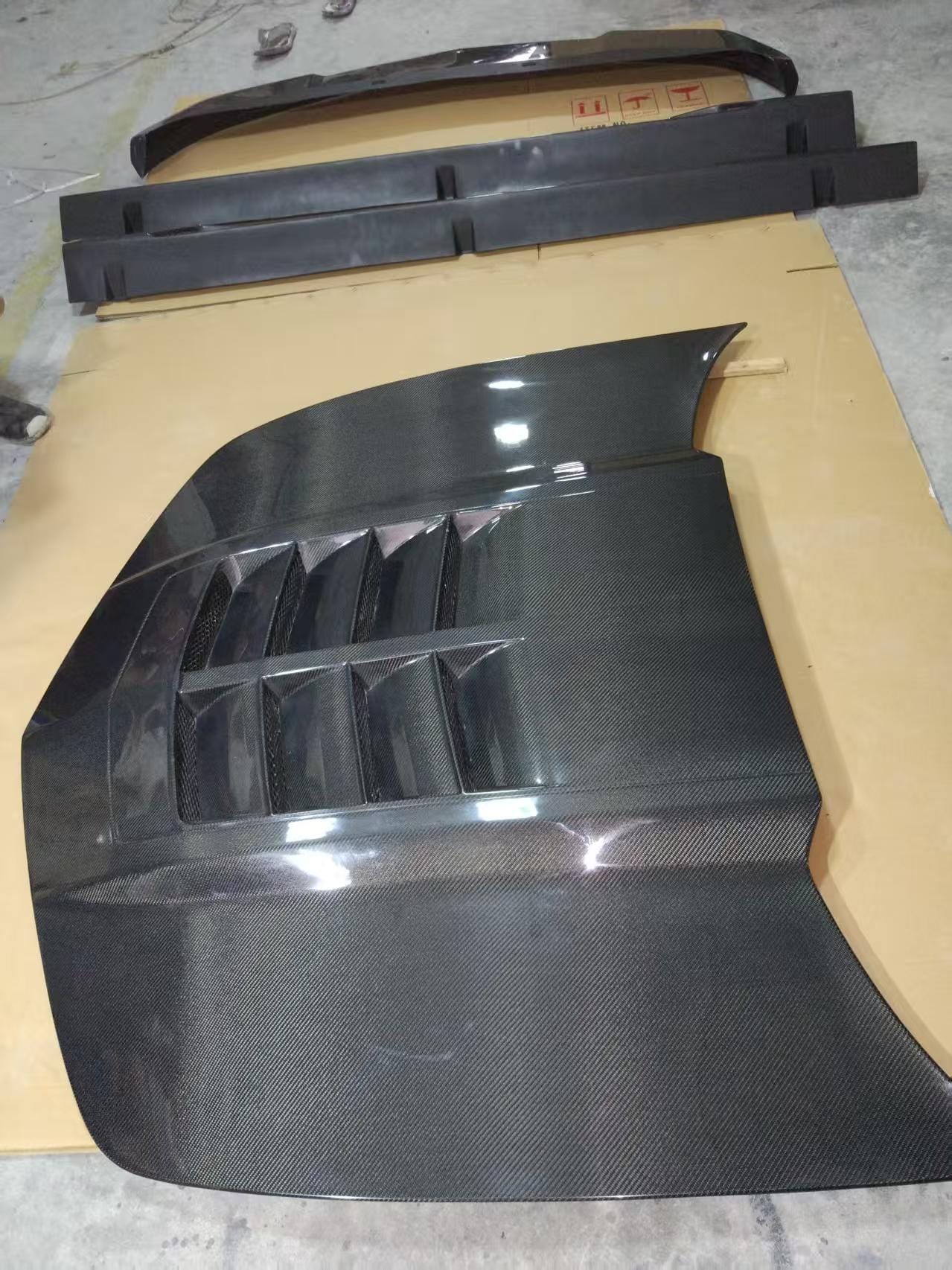 For Chevrolet Camaro WD Style Front Vented Cooling Hood 2010-2015