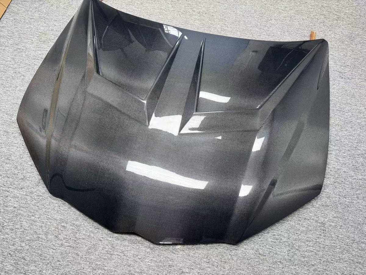 For Lamborghini Urus V2 Style Front Vented Cooling Hood 2018+