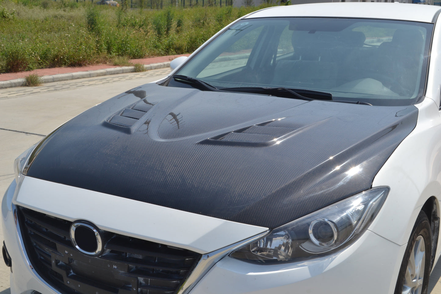 For Mazda 3 Axela 2014-16 5D Hatchback Carbon RX Style Front Vented Hood Bonnet