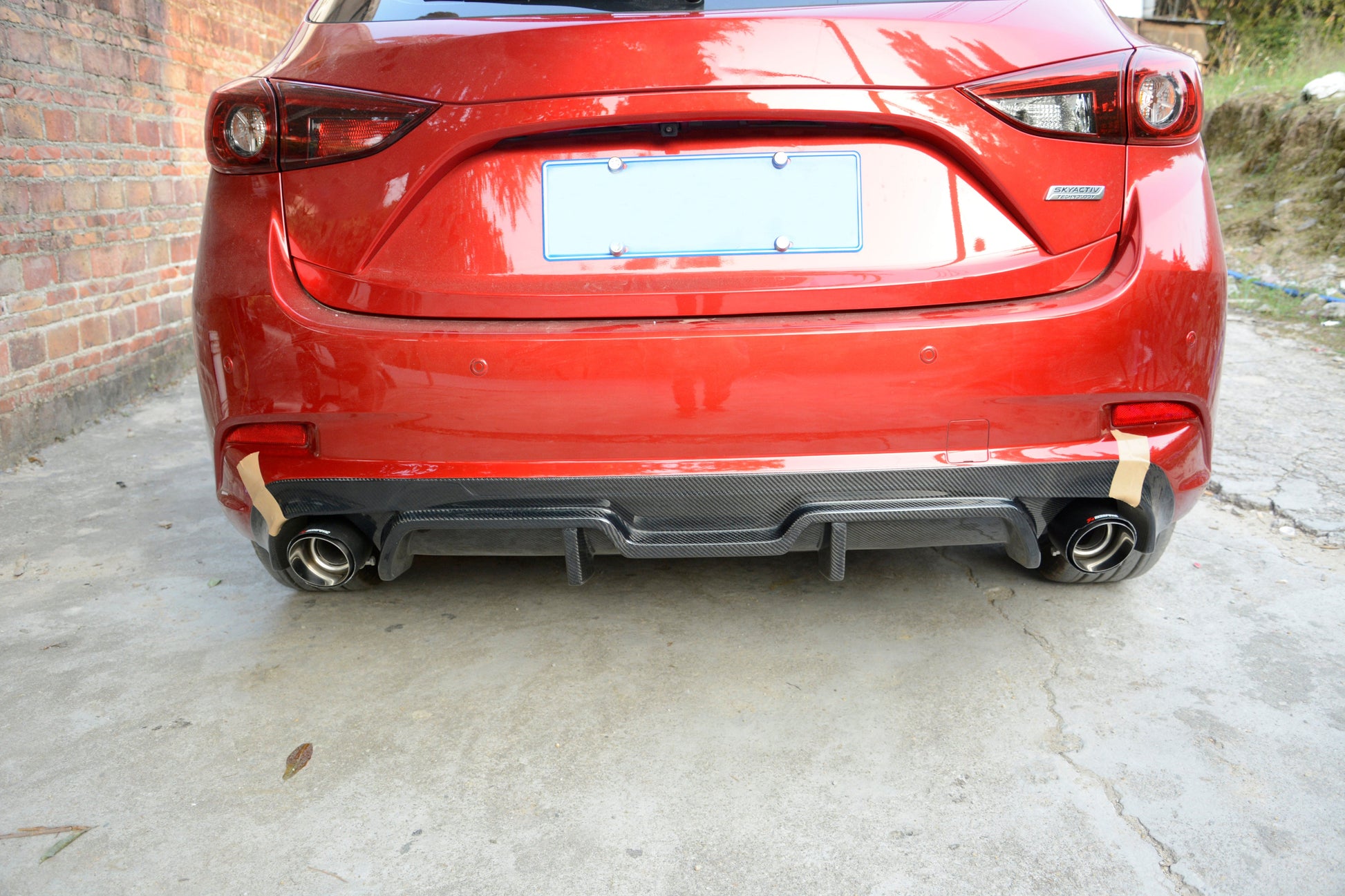 For Mazda 3 Axela 2017-18 5D Hatchback Carbon KZ Style Rear Bumper Diffuser Lip