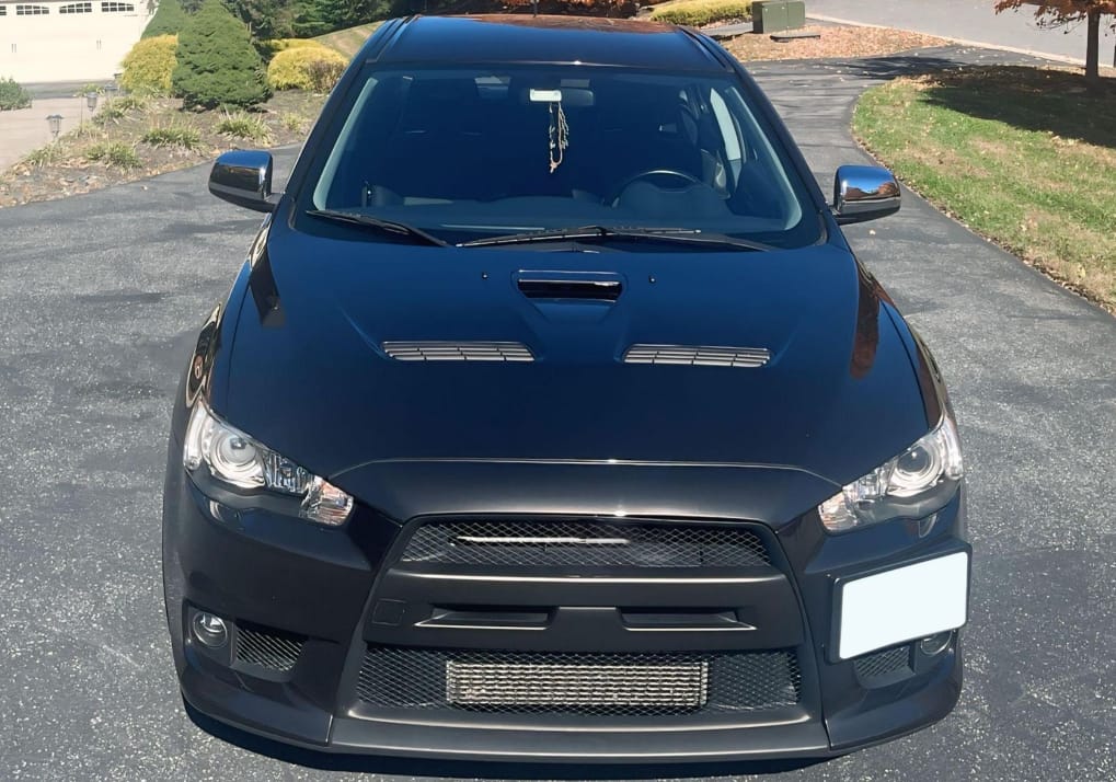 For Mitsubishi X EVO 10 CZ4A V2 Style Front Vented Hood 2007-2016