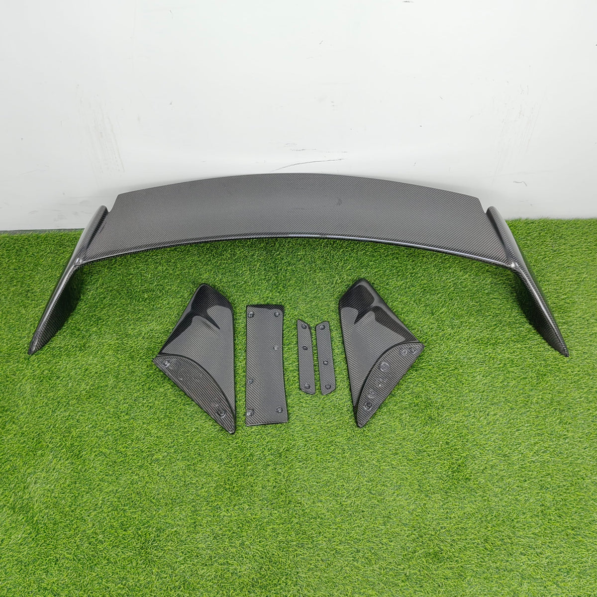 For Nissan GTR R35 Coupe TOM Style Rear Trunk GT Spoiler 2008-2024