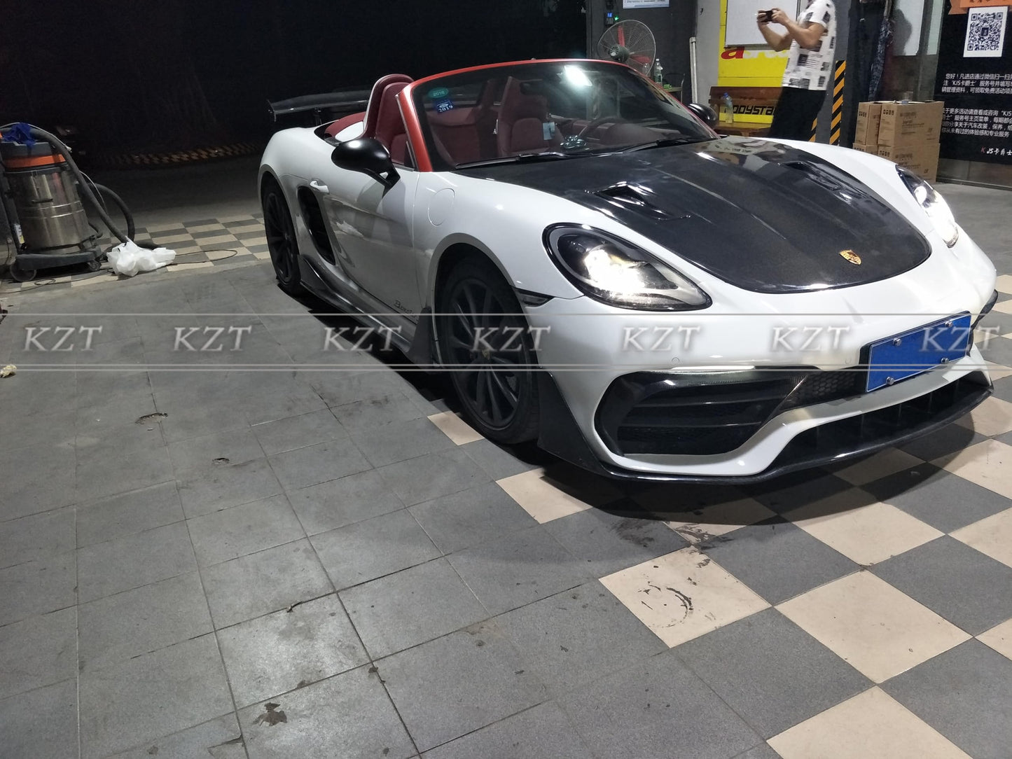 For Porsche 718 Body Kits DP Style Partial Carbon Fiber (Front Lip+Hood Carbon) Kazento Carbon Parts 车身侧板 718-BODY-DP-PCF