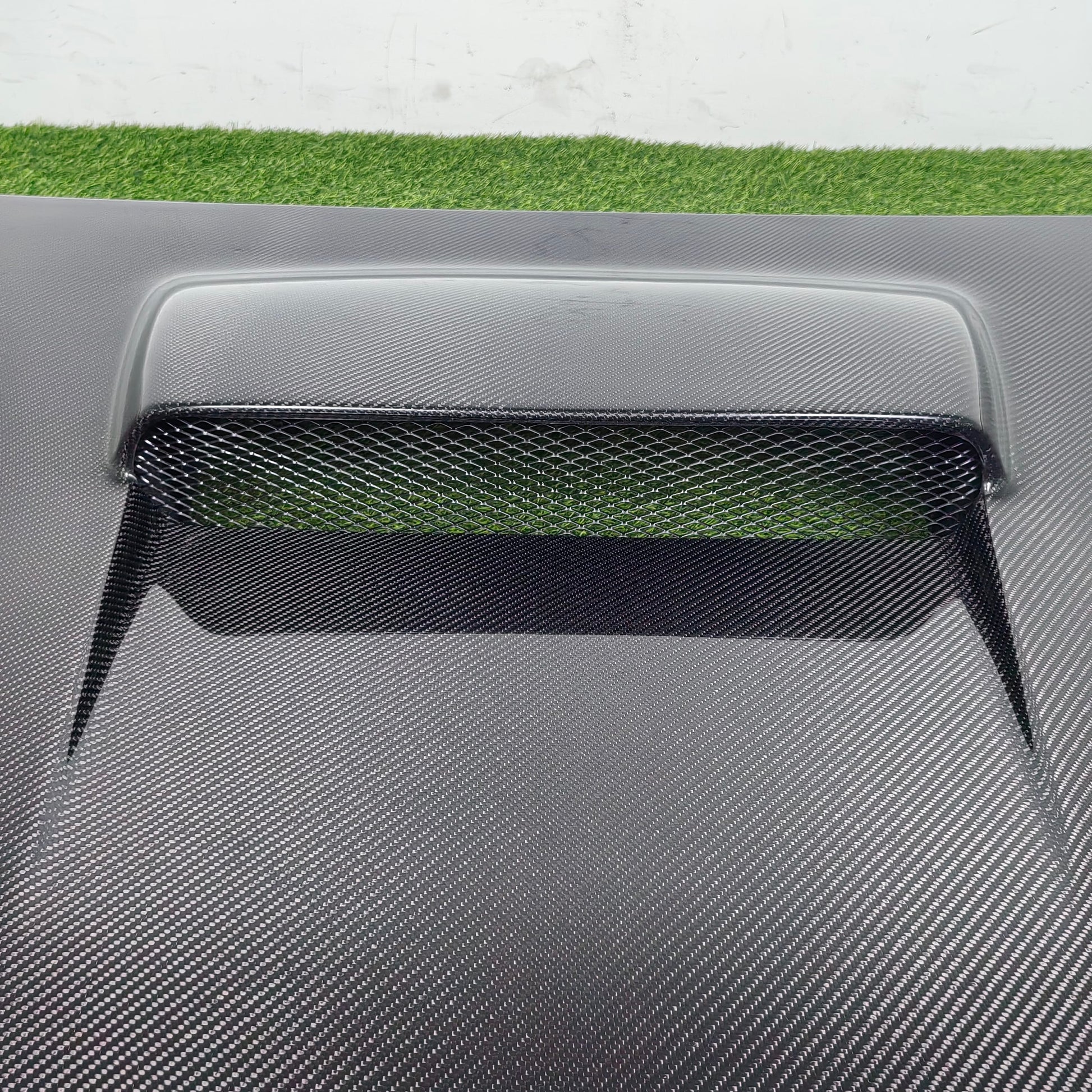 For SUBARU WRX STI 8th Gen GD VR Style Front Vented Hood 2005-2007