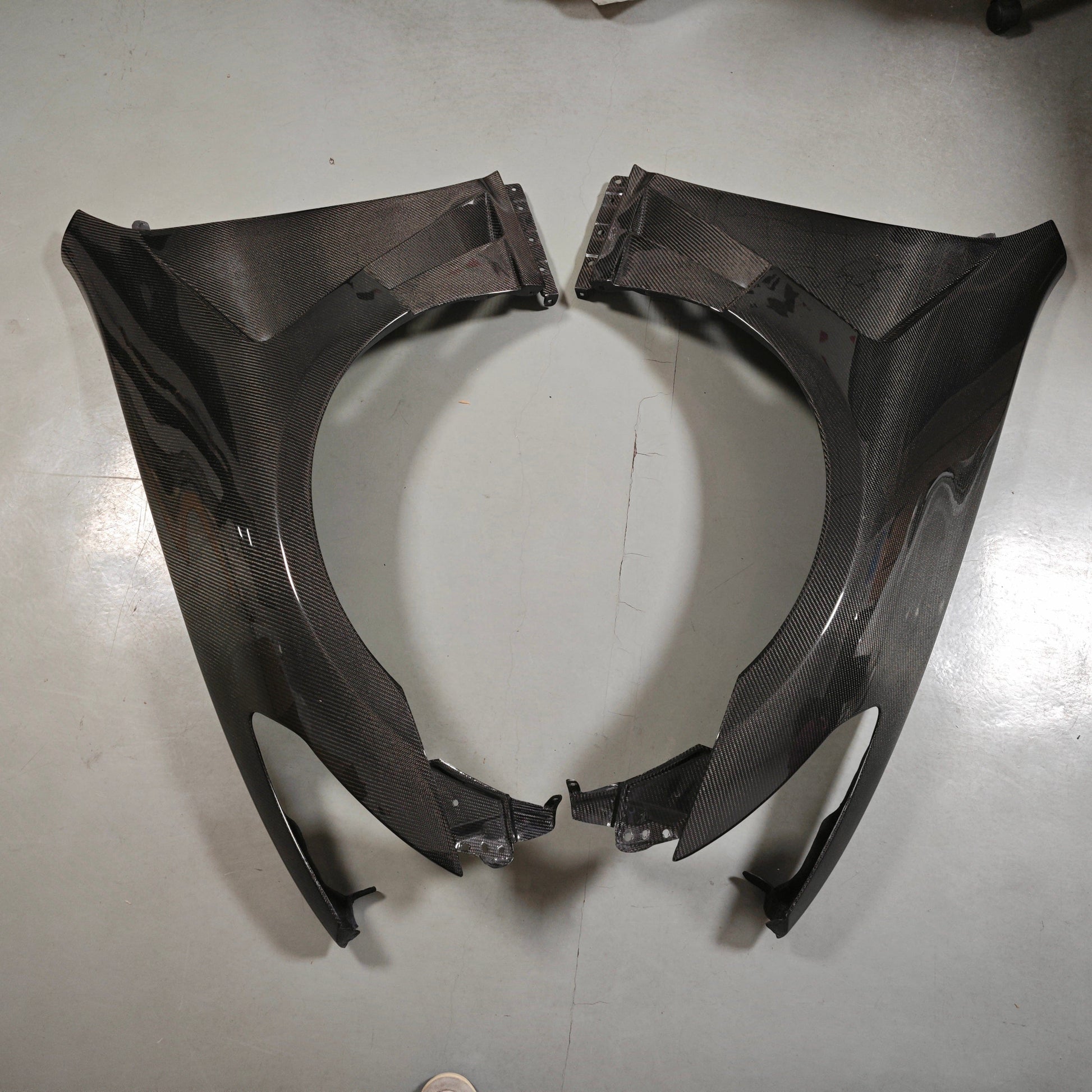 Infiniti G35 G37 Q40 4 Door Sedan Front Vented Fenders 2008-2013