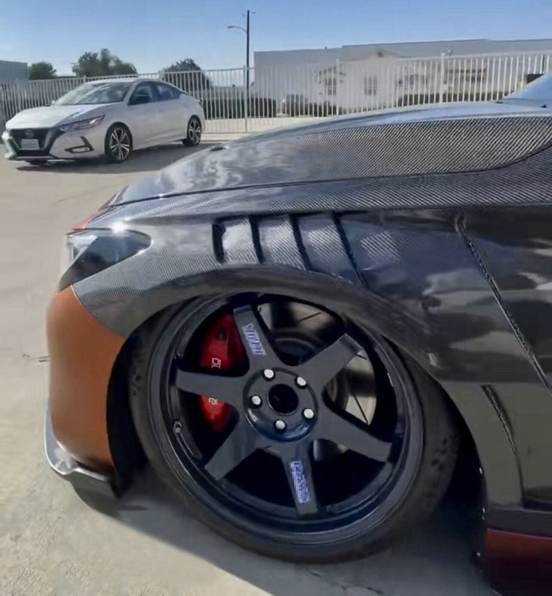 Infiniti Q60 CV37 Front Vented Fenders 17 onwards