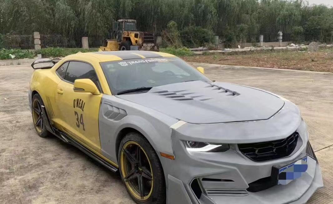 Kazento For Chevrolet Camaro 2016+ Carbon Fiber Vented Front Side Fender Pair