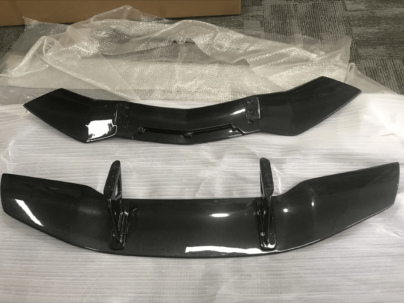 Lamborghini Aventador LP700 LP720 LP750 SV Style Rear GT Spoiler Wing