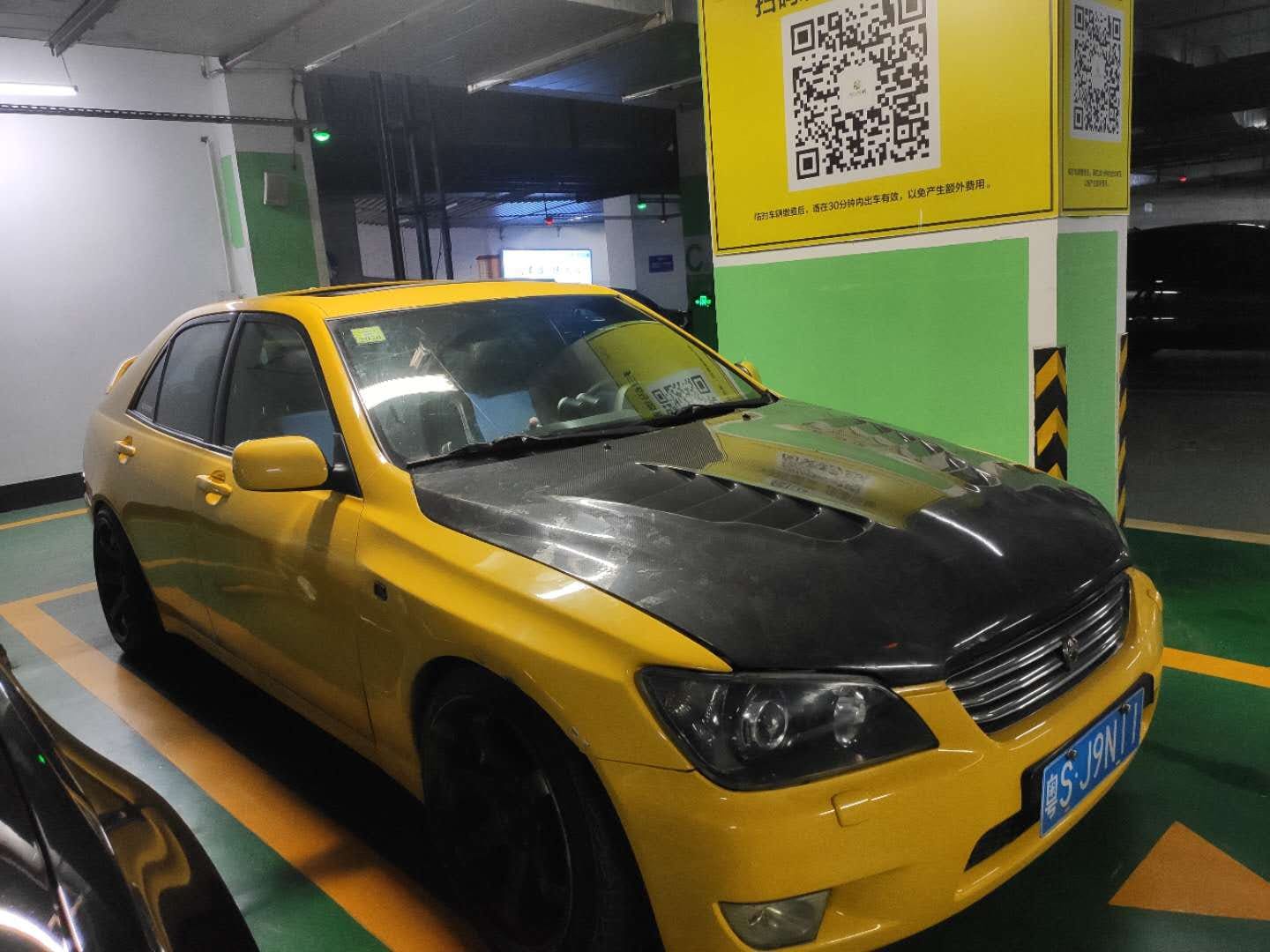 Lexus IS RS1 Vented Hood Bonnet 2000-2005