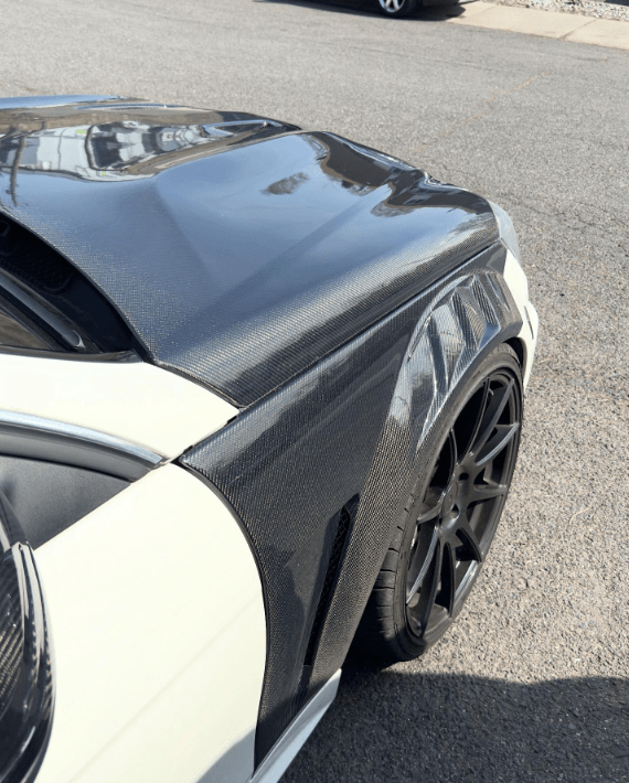 Mercedes Benz C Class W204 C63 AMG Vented Front Fender 2008-2015 Kazento Carbon Parts