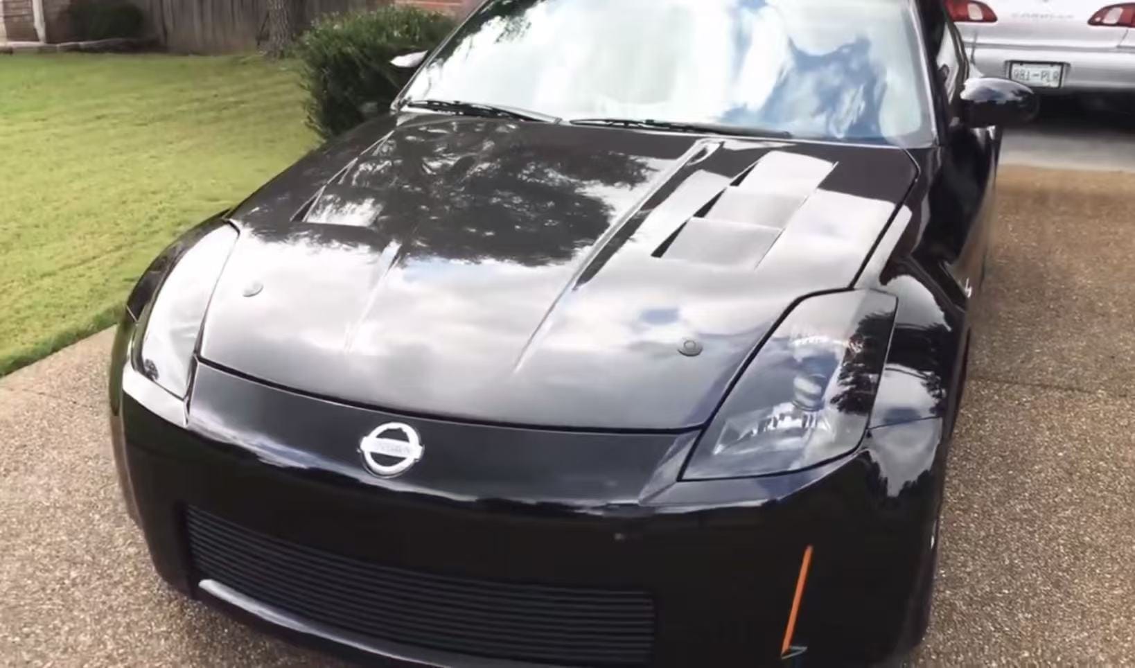 Nissan 350Z Z Fairlady Z33 TS Style Vented Hood Bonnet 2003-2006