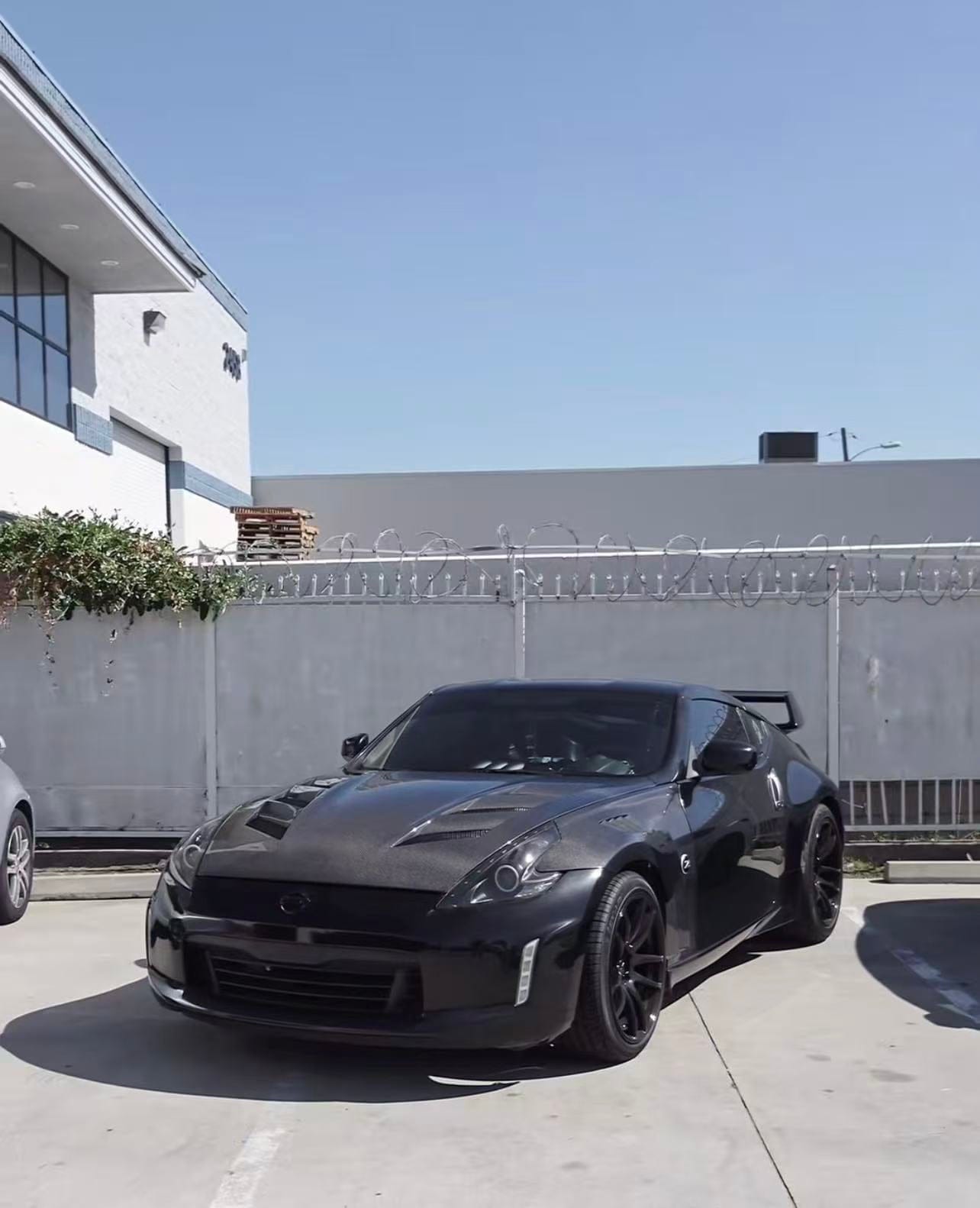 Nissan Fairlady Z34 370Z AMS Style Vented Hood Bonnet 2009-2020