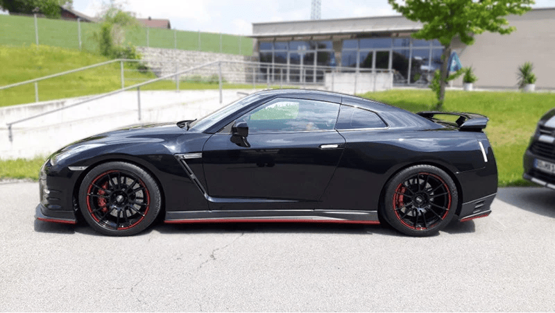 Nissan GTR R35 NIS Style Side Skirt 2012+
