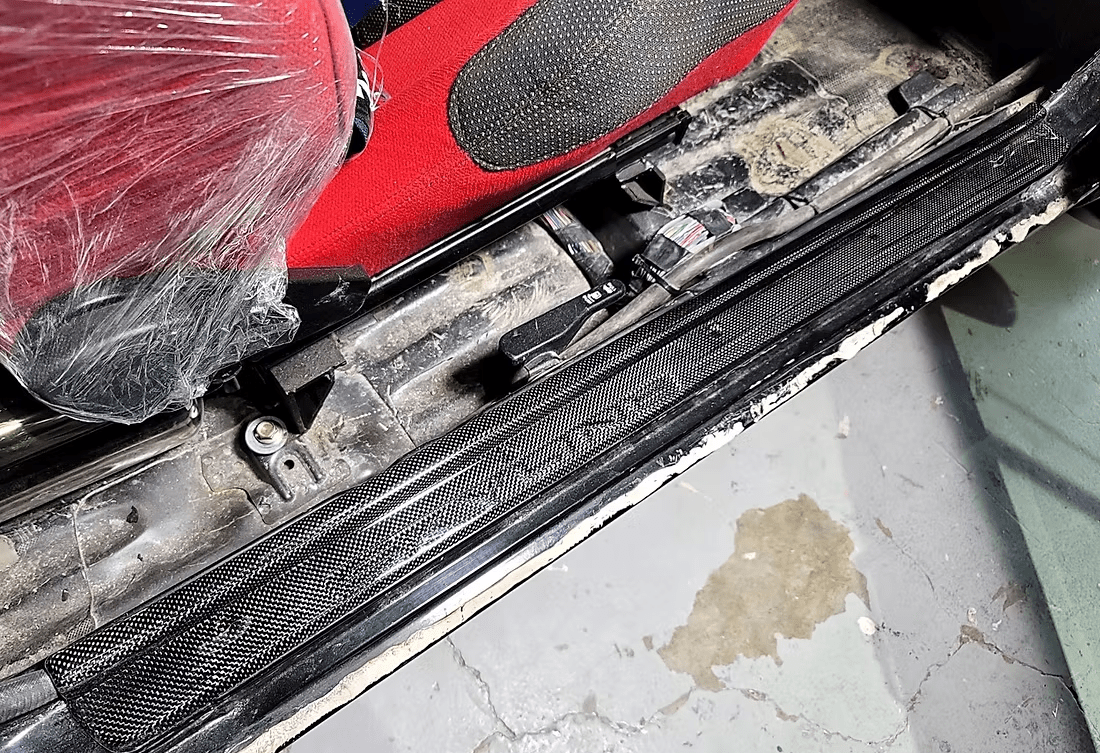 Nissan Skyline R32 GTR GTS Side Door Sill Plates 1989-1993 Kazento Carbon Parts 车身侧板 Carbon Fiber R32-DS-CF