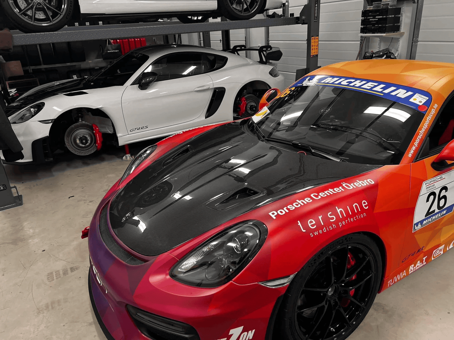 Porsche 718 Boxster Cayman GT2 RS Style Vented Hood Bonnet 2017-2024