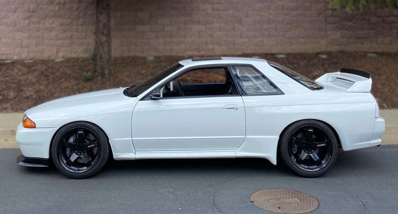 Skyline GTR R32 Front Under Lip (OE Bumper Only) Kazento Carbon Parts 车身侧板